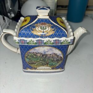 Edinburgh Castle Ceramic Teapot